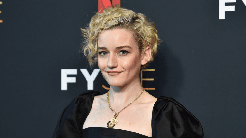 Julia Garner Julia Garner